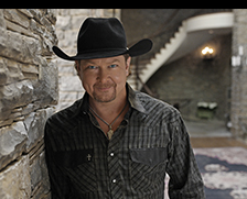 Tracy Lawrence at the Niswonger Performing Arts Center